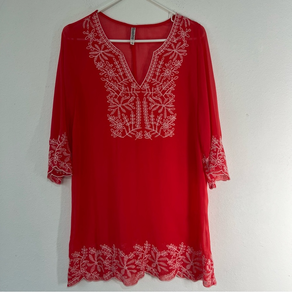 Monoreno Women’s Embroidered Tunic Top Size Medium V-Neck Cover-Up Coral Color - Picture 6 of 16